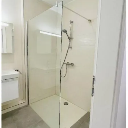 Apartment Luxury 2 Bedrooms Family Flat In Center W. Parking *